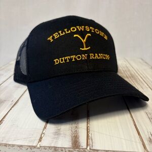 YELLOWSTONE TV Show Dutton Ranch Trucker HAT NWT Merch‎ Cap Black With Mesh OSFA